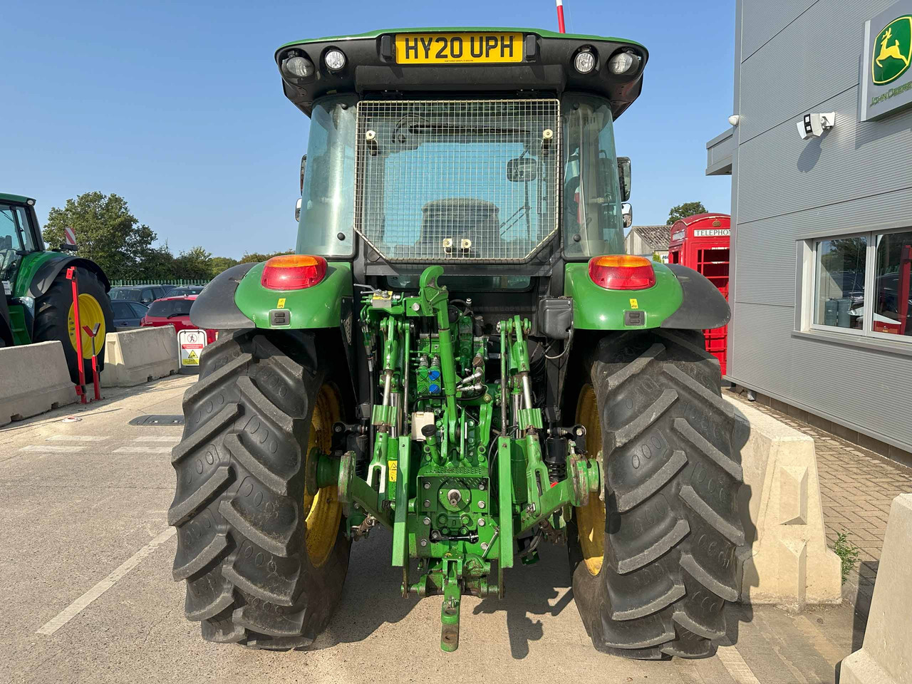 John Deere 5125R - Traktor: gambar 4 John Deere 5125R - Traktor: gambar 4