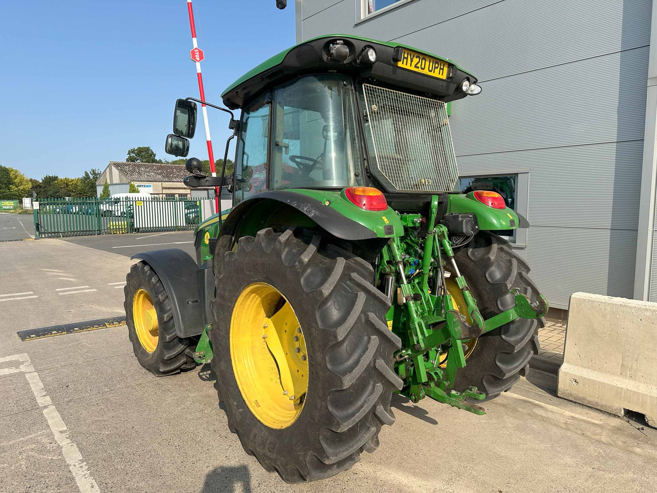 John Deere 5125R - Traktor: gambar 3 John Deere 5125R - Traktor: gambar 3