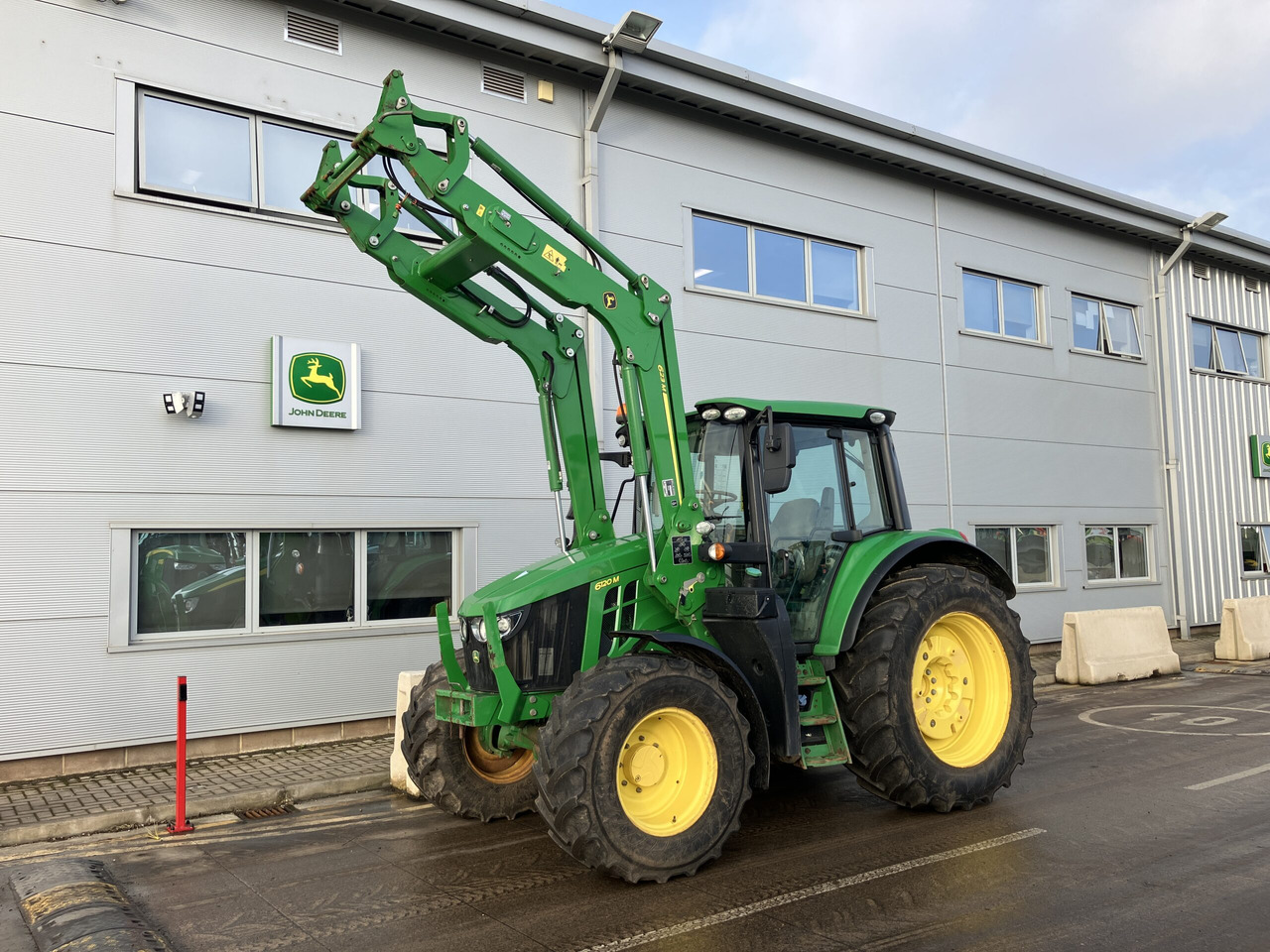 John Deere 6120M + 623M loader - Traktor: gambar 1 John Deere 6120M + 623M loader - Traktor: gambar 1