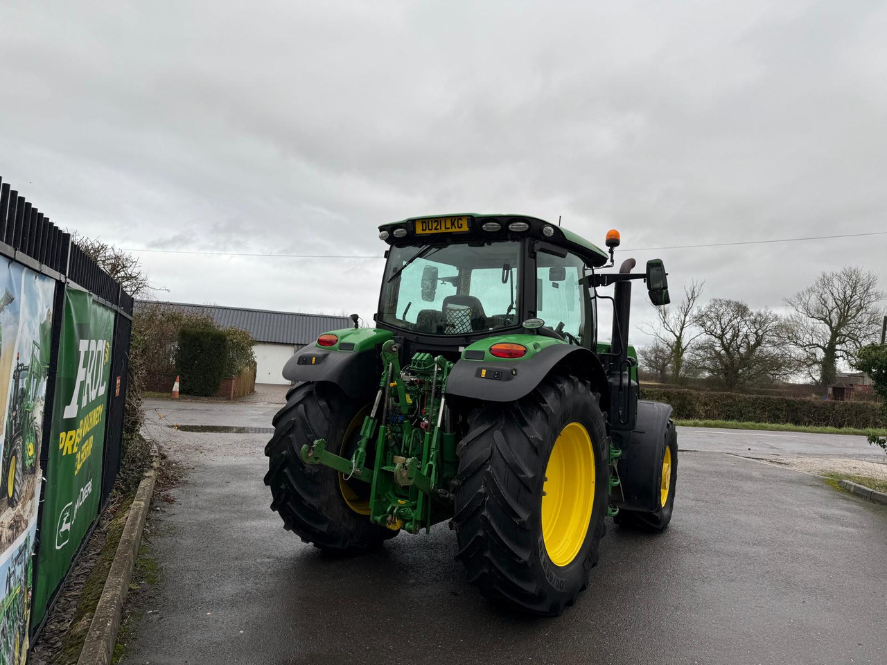 John Deere 6135R - Traktor: gambar 4 John Deere 6135R - Traktor: gambar 4