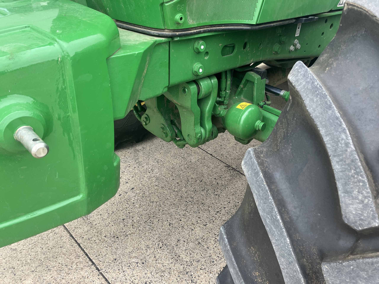 Traktor John Deere 6140M: gambar 8