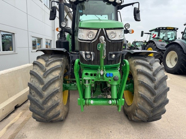 John Deere 6155M - Traktor: gambar 3 John Deere 6155M - Traktor: gambar 3