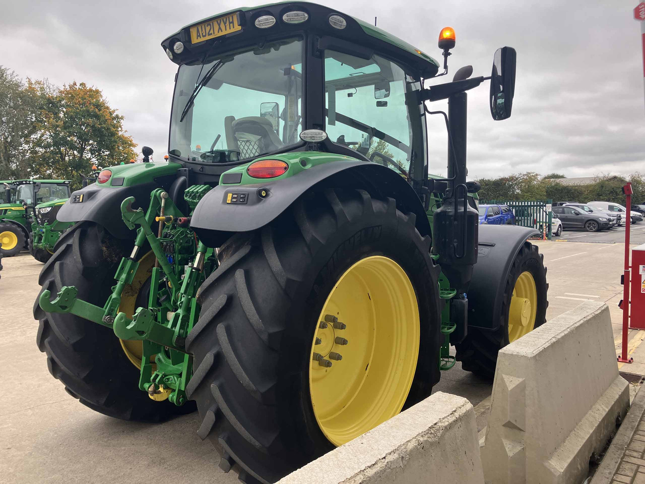 John Deere 6155R - Traktor: gambar 5 John Deere 6155R - Traktor: gambar 5