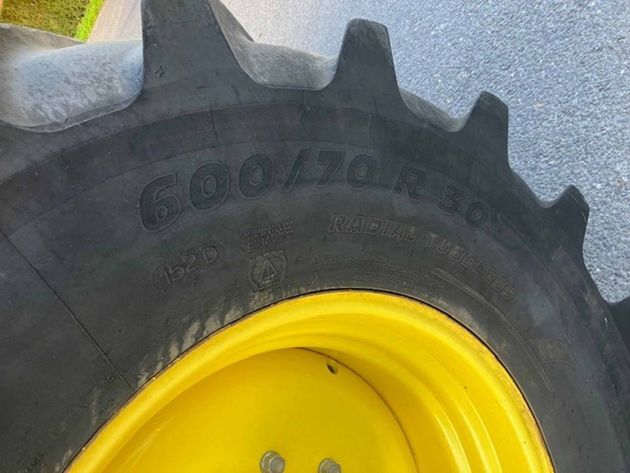 John Deere 6250R - Traktor: gambar 5 John Deere 6250R - Traktor: gambar 5