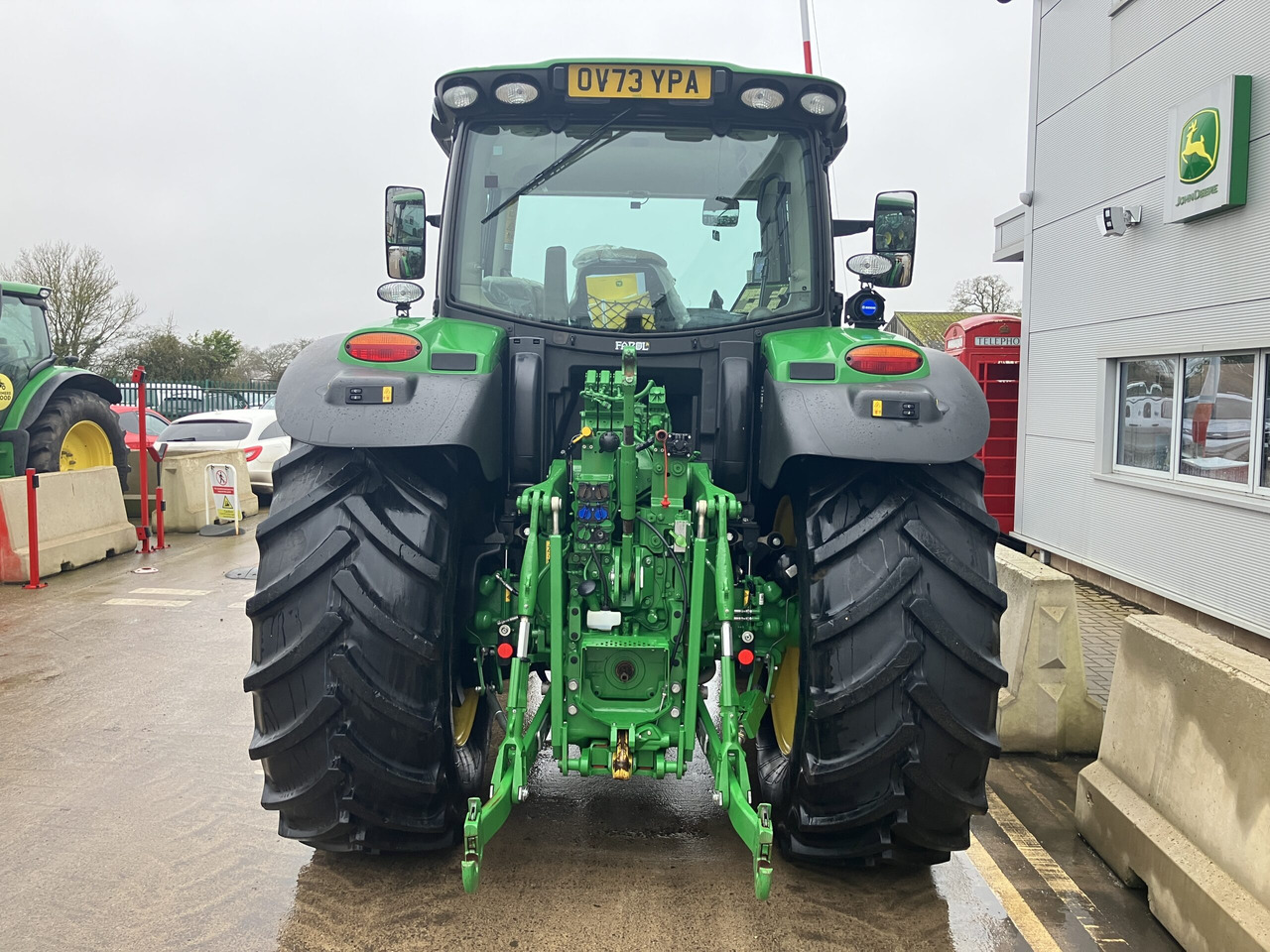 John Deere 6R 185 - Traktor: gambar 4 John Deere 6R 185 - Traktor: gambar 4
