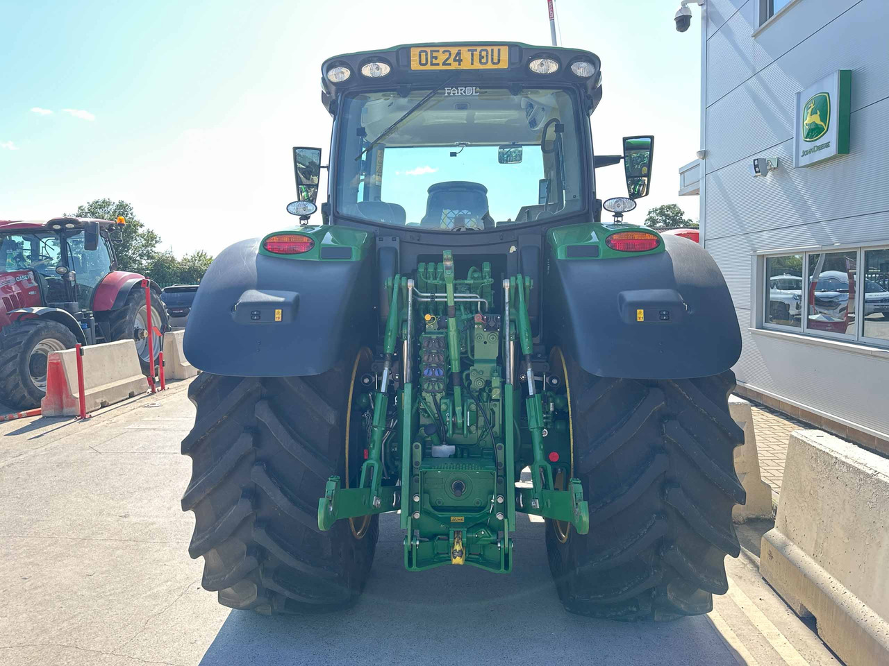 John Deere 6R 215 - Traktor: gambar 4 John Deere 6R 215 - Traktor: gambar 4