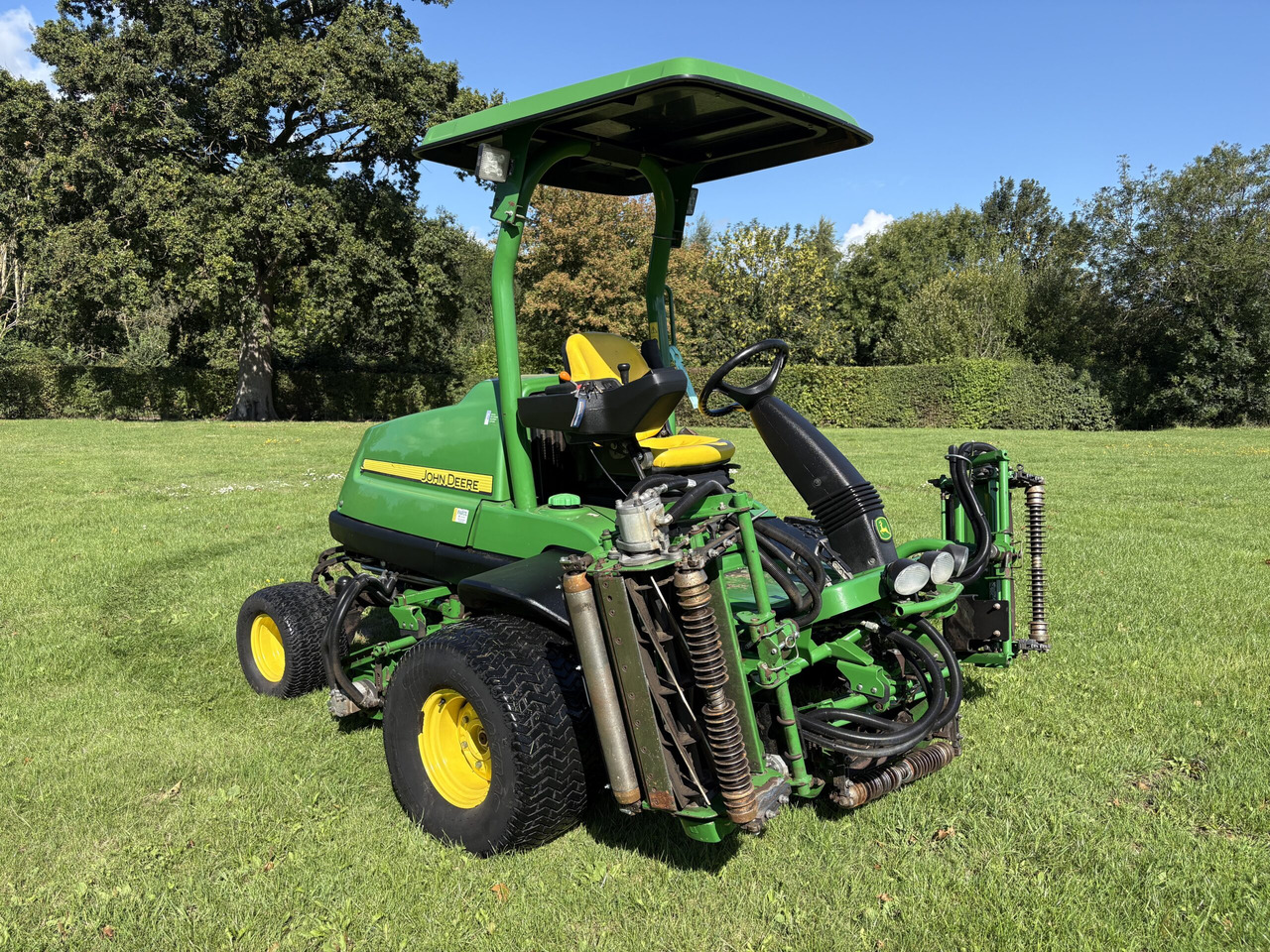 John Deere 7700A Fairway Mower - Mesin pemotong rumput: gambar 1 John Deere 7700A Fairway Mower - Mesin pemotong rumput: gambar 1