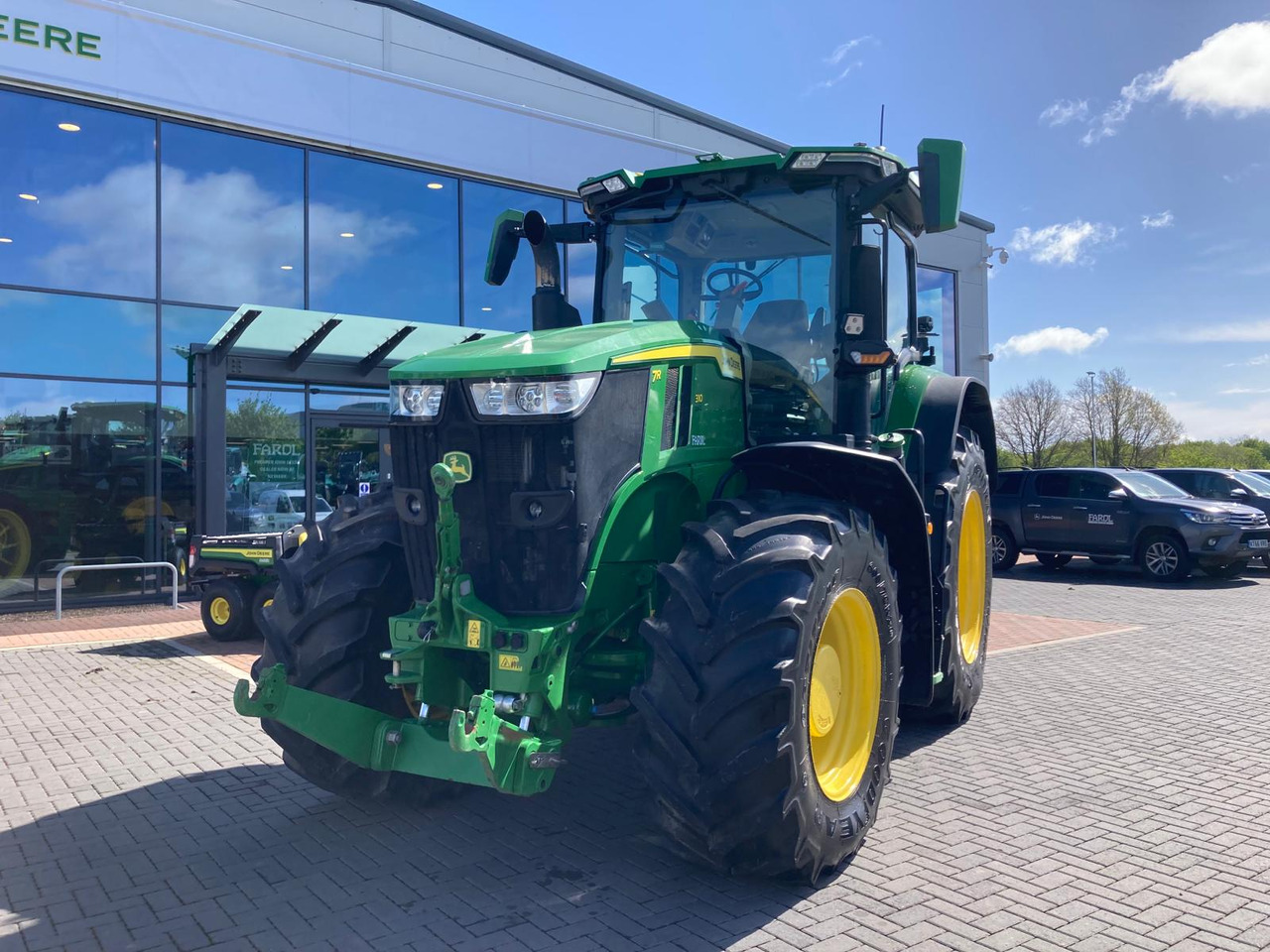 John Deere 7R 310 - Traktor: gambar 1 John Deere 7R 310 - Traktor: gambar 1