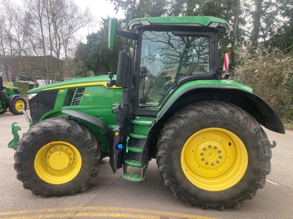 John Deere 7R 310 - Traktor: gambar 1 John Deere 7R 310 - Traktor: gambar 1
