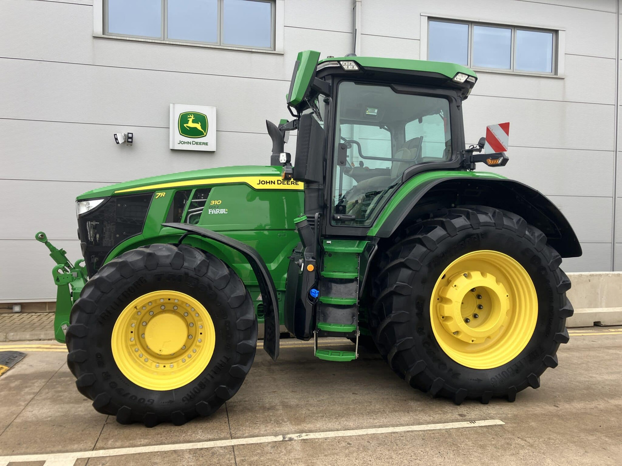 John Deere 7R 310 - Traktor: gambar 2 John Deere 7R 310 - Traktor: gambar 2