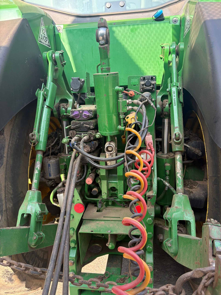 Traktor John Deere 8R 370: gambar 6