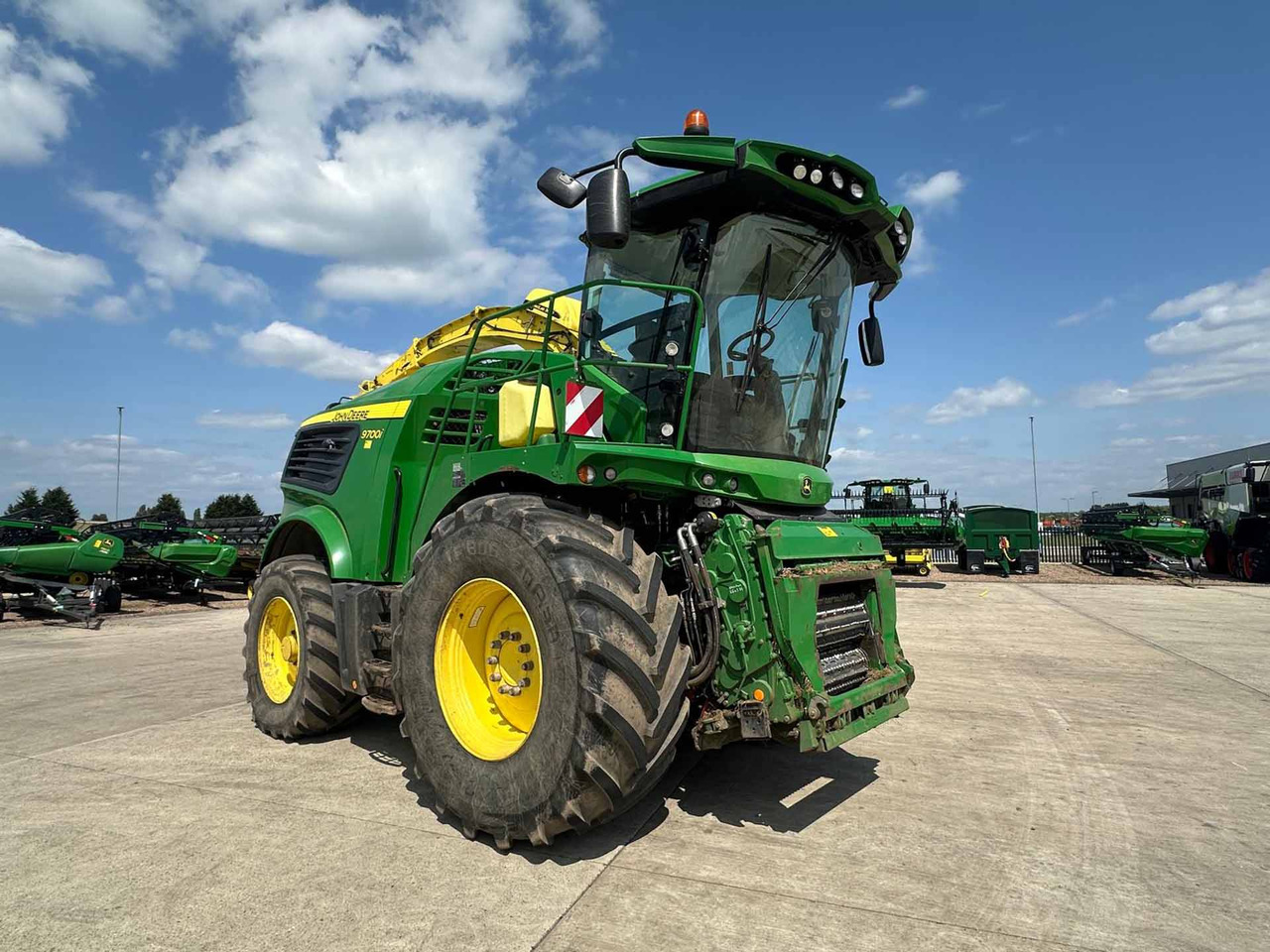 John Deere 9700i - Pemanen hijauan: gambar 4 John Deere 9700i - Pemanen hijauan: gambar 4