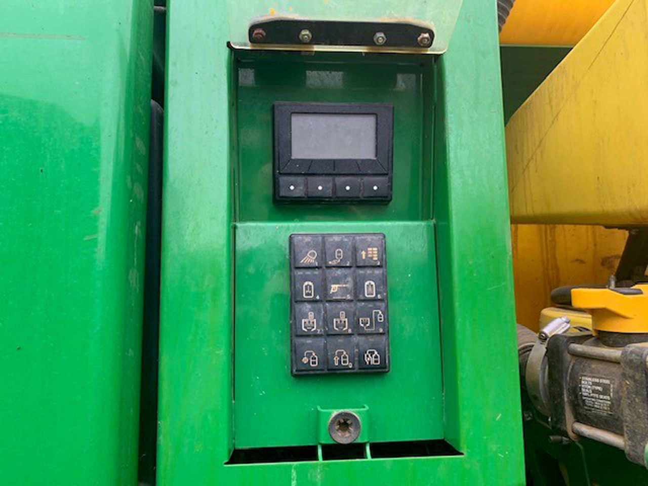 John Deere R4040i - Semprotan: gambar 3 John Deere R4040i - Semprotan: gambar 3