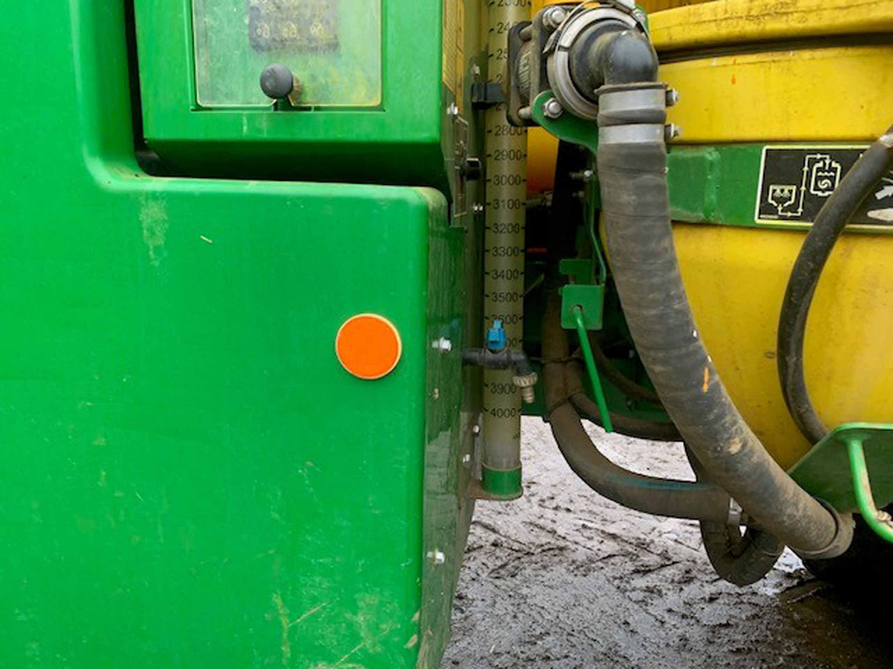 John Deere R4040i - Semprotan: gambar 4 John Deere R4040i - Semprotan: gambar 4