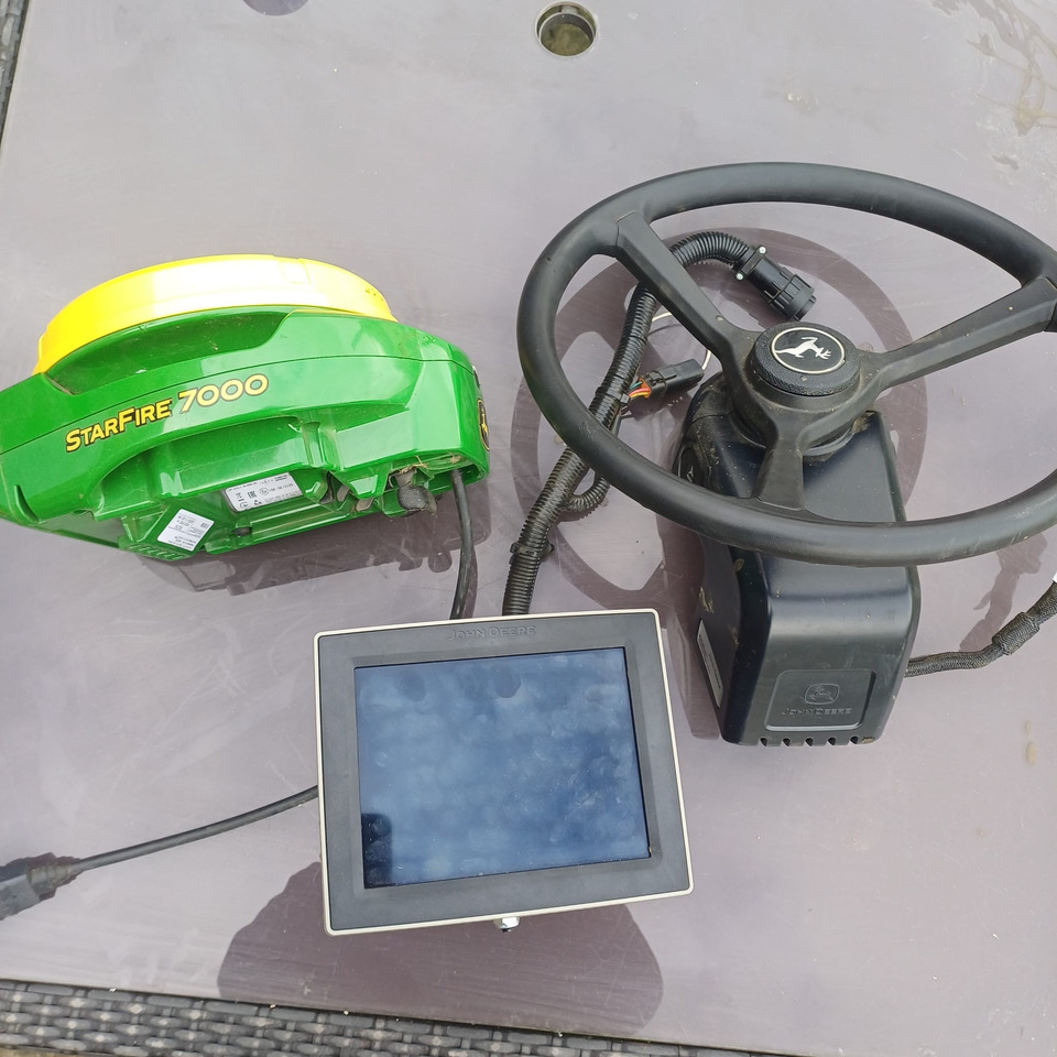 John Deere SF7000, 4240 screen + ATU300 wheel - Sistem navigasi untuk Peralatan pertanian: gambar 1 John Deere SF7000, 4240 screen + ATU300 wheel - Sistem navigasi untuk Peralatan pertanian: gambar 1
