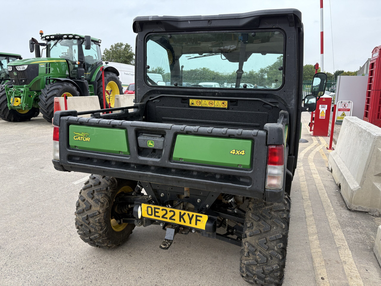 John Deere XUV865M Gator - ATV: gambar 4 John Deere XUV865M Gator - ATV: gambar 4