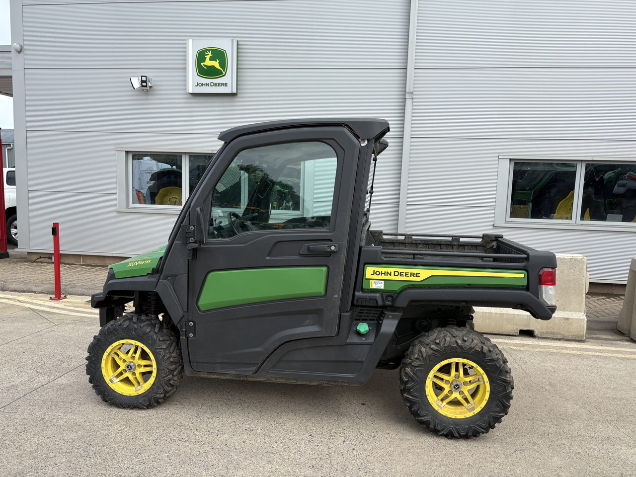 John Deere XUV865M Gator - ATV: gambar 1 John Deere XUV865M Gator - ATV: gambar 1