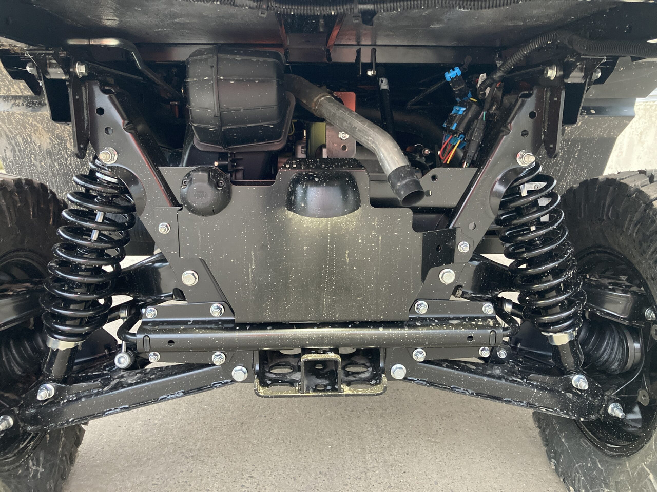ATV John Deere XUV875M Gator: gambar 9