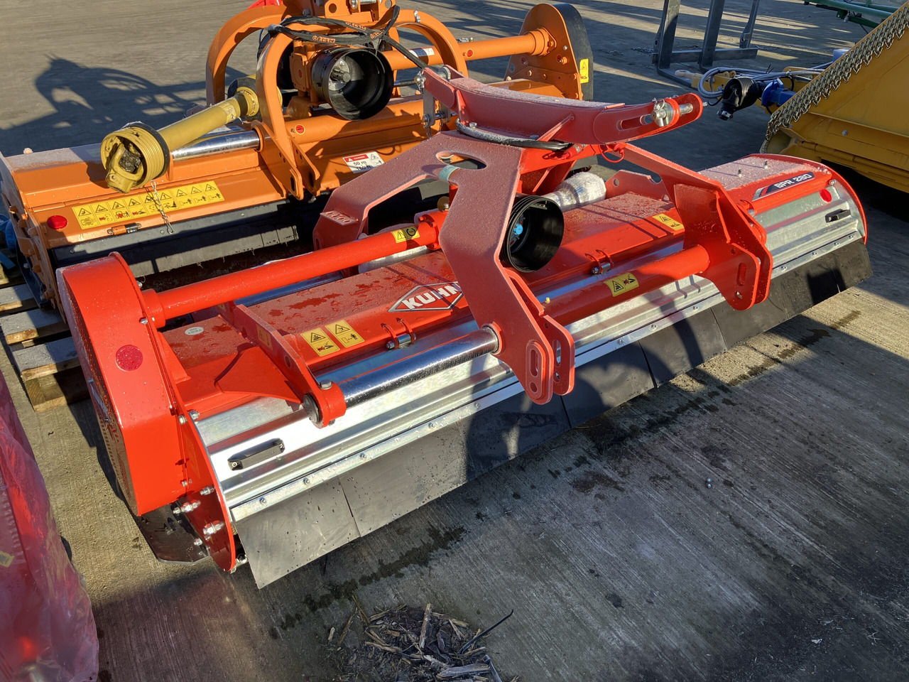 Kuhn BPR 280 - Mesin pemotong chopper/ Mulcher: gambar 2 Kuhn BPR 280 - Mesin pemotong chopper/ Mulcher: gambar 2
