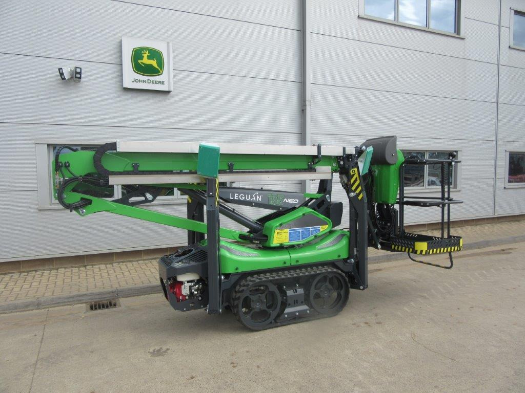 LEGUAN 135 NEO - Spider lift: gambar 2 LEGUAN 135 NEO - Spider lift: gambar 2
