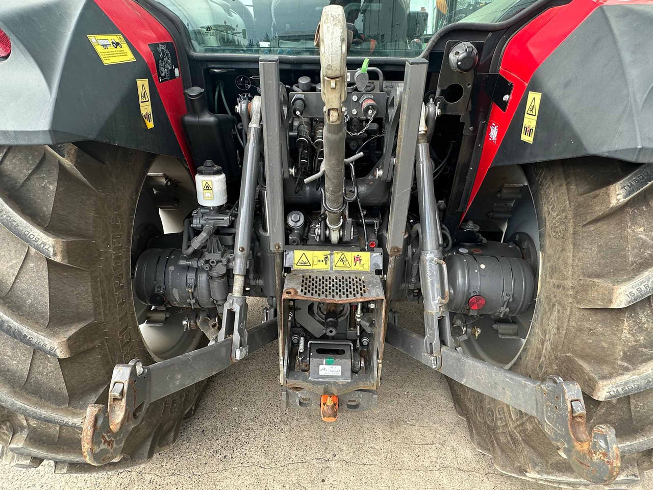 Massey Ferguson 4709 - Traktor: gambar 5 Massey Ferguson 4709 - Traktor: gambar 5