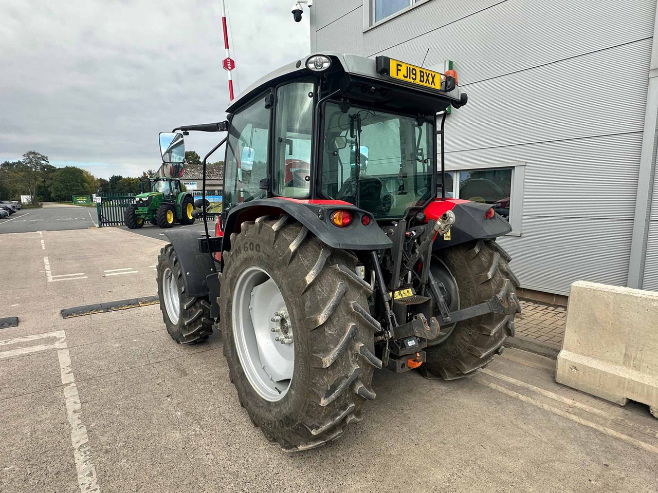 Massey Ferguson 4709 - Traktor: gambar 3 Massey Ferguson 4709 - Traktor: gambar 3