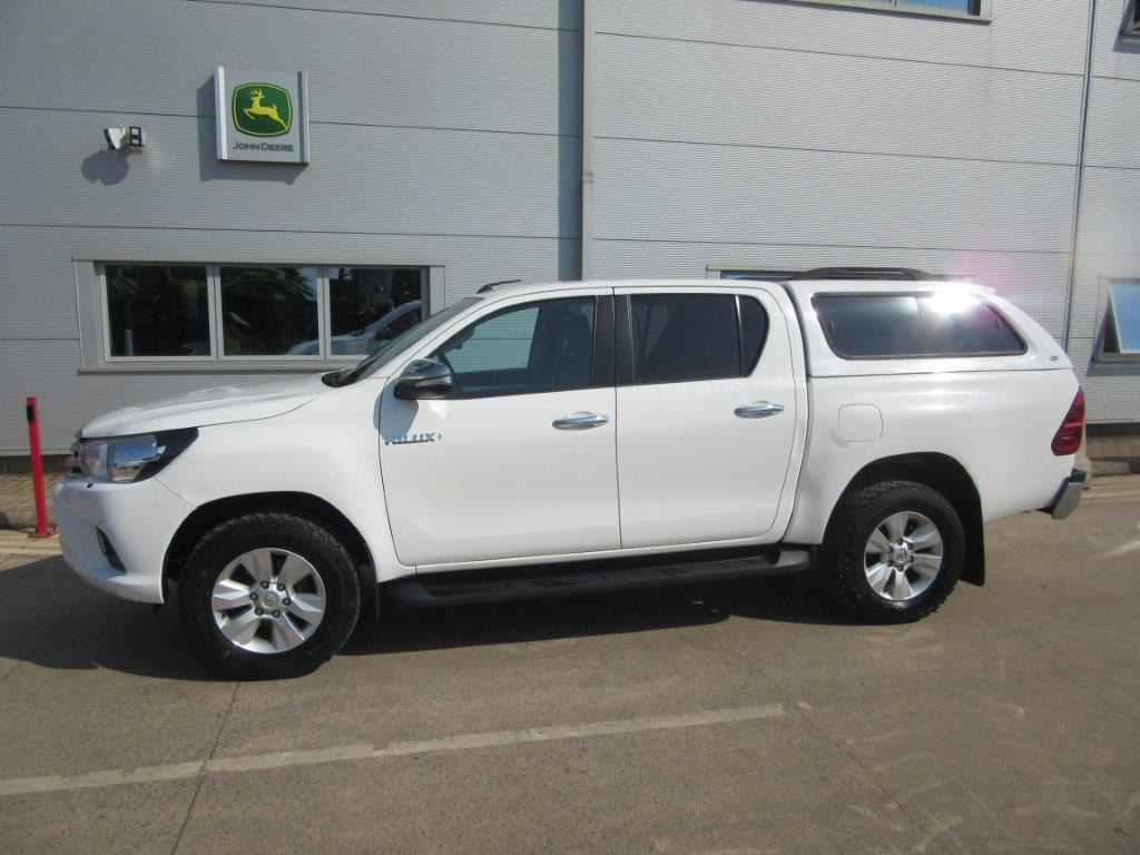 TOYOTA HILUX ICON D-4D 4WD DOUBLE CAB - Truk pikap: gambar 3 TOYOTA HILUX ICON D-4D 4WD DOUBLE CAB - Truk pikap: gambar 3