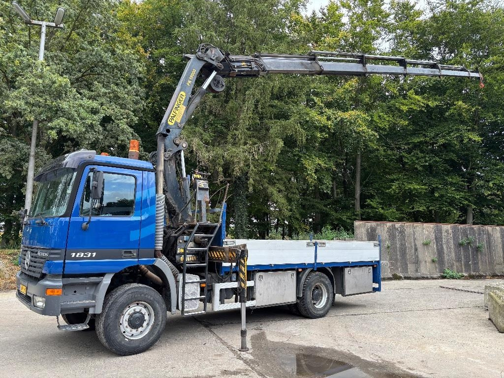 Mercedes-Benz Actros 1831/ 4x4 / Palfinger PK19000 Crane - Truk derek: gambar 2 Mercedes-Benz Actros 1831/ 4x4 / Palfinger PK19000 Crane - Truk derek: gambar 2