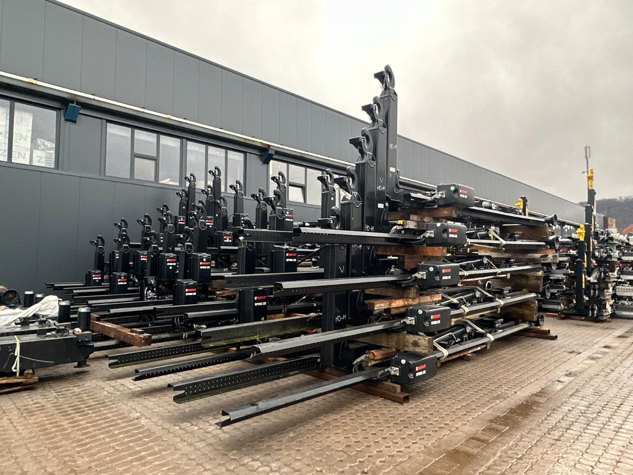 Hiab Multilift 20s56 - 25s56 - Hook lift: gambar 2 Hiab Multilift 20s56 - 25s56 - Hook lift: gambar 2