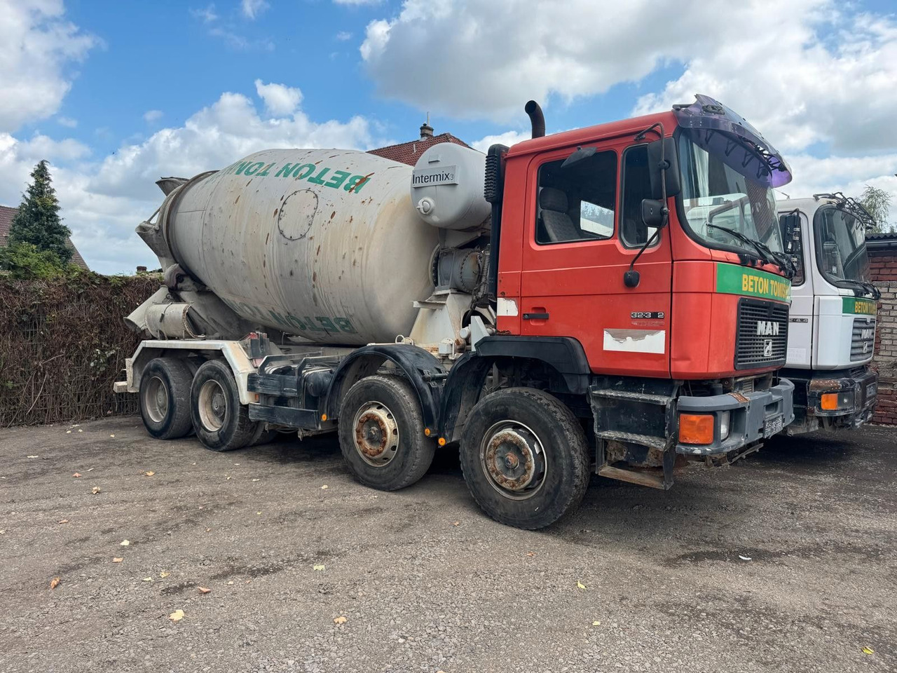 MAN 32.372 8x4 10m³ - Truk pengaduk beton: gambar 1 MAN 32.372 8x4 10m³ - Truk pengaduk beton: gambar 1