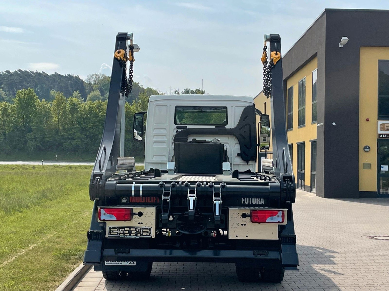 MAN TGM 18.320 4x2 Euro 6e Hiab Multilift Futura 12 - Truk jungkit, Truk derek: gambar 5 MAN TGM 18.320 4x2 Euro 6e Hiab Multilift Futura 12 - Truk jungkit, Truk derek: gambar 5