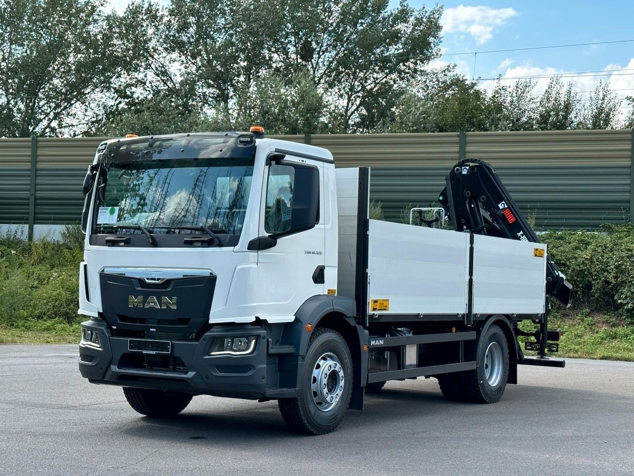 MAN TGM 18.320 4x2 Euro6e Kran Hiab - Truk derek: gambar 1 MAN TGM 18.320 4x2 Euro6e Kran Hiab - Truk derek: gambar 1