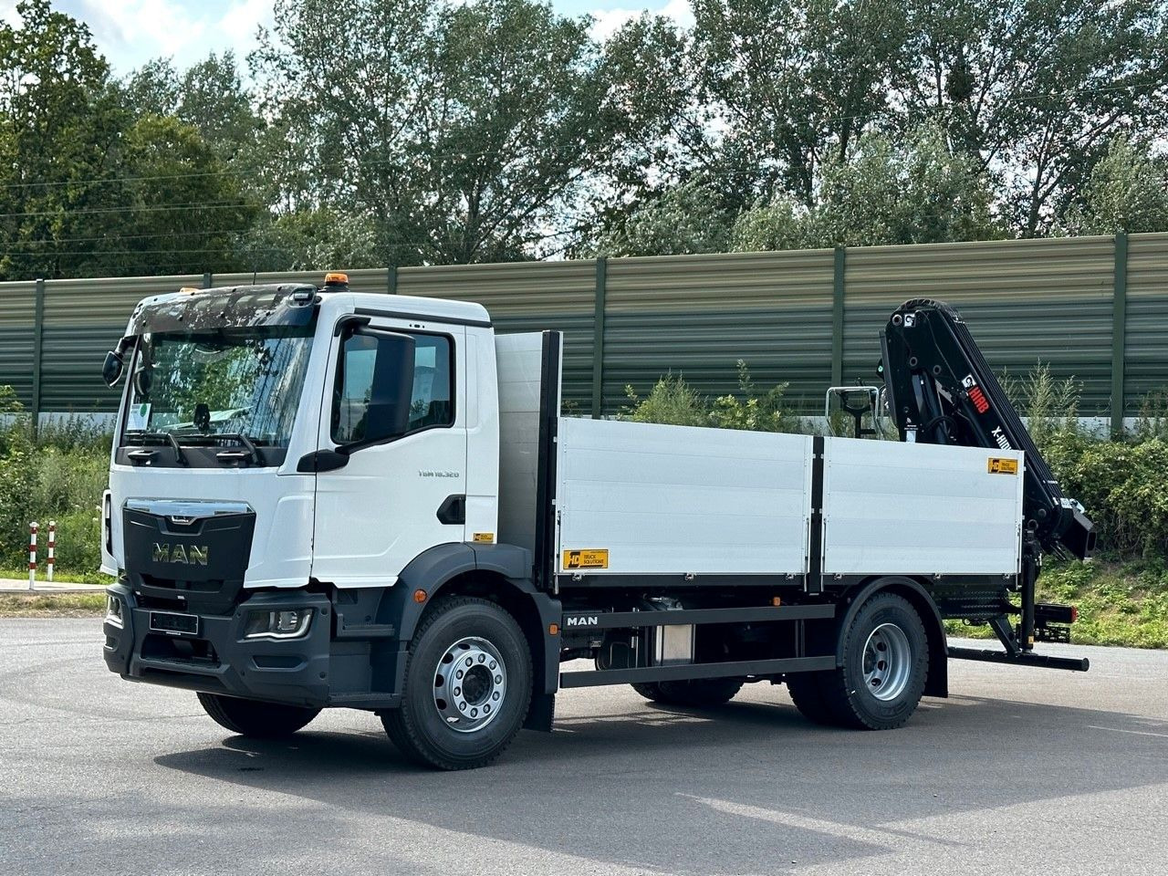 MAN TGM 18.320 4x2 Euro6e Kran Hiab - Truk derek: gambar 2 MAN TGM 18.320 4x2 Euro6e Kran Hiab - Truk derek: gambar 2