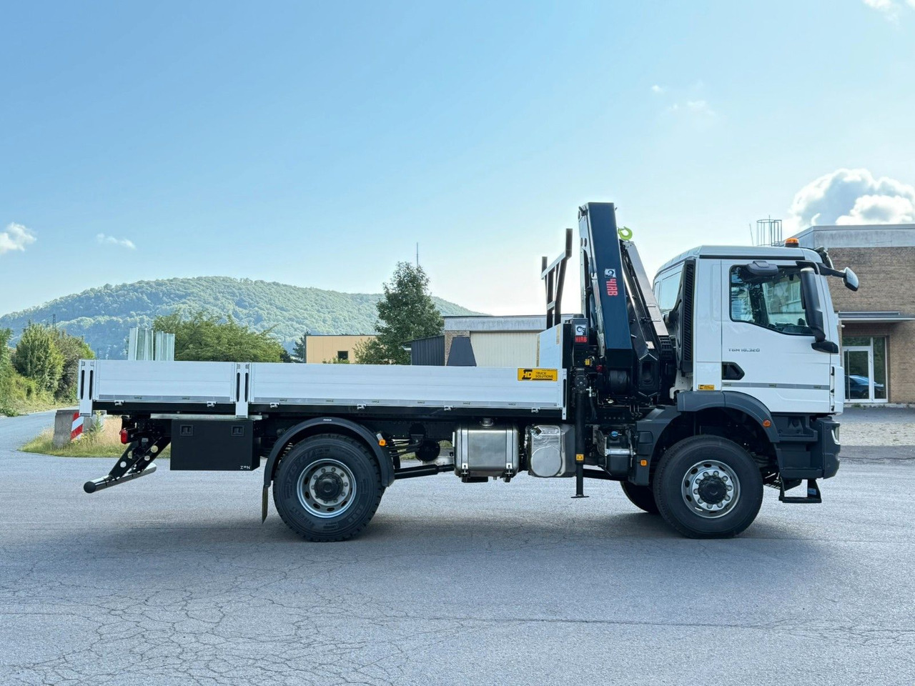 Truk derek MAN TGM 18.320 4x4 Hiab 228-4 Kran: gambar 8