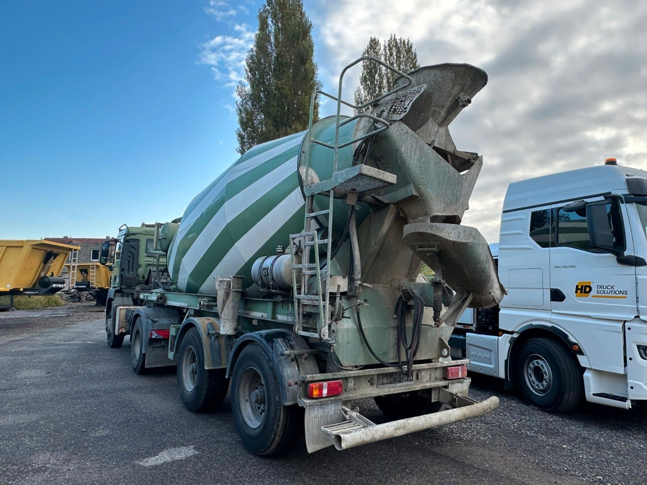 MAN TGS 18.400 Betomischer Auflieger 2Achs Liebherr - Truk pengaduk beton: gambar 2 MAN TGS 18.400 Betomischer Auflieger 2Achs Liebherr - Truk pengaduk beton: gambar 2