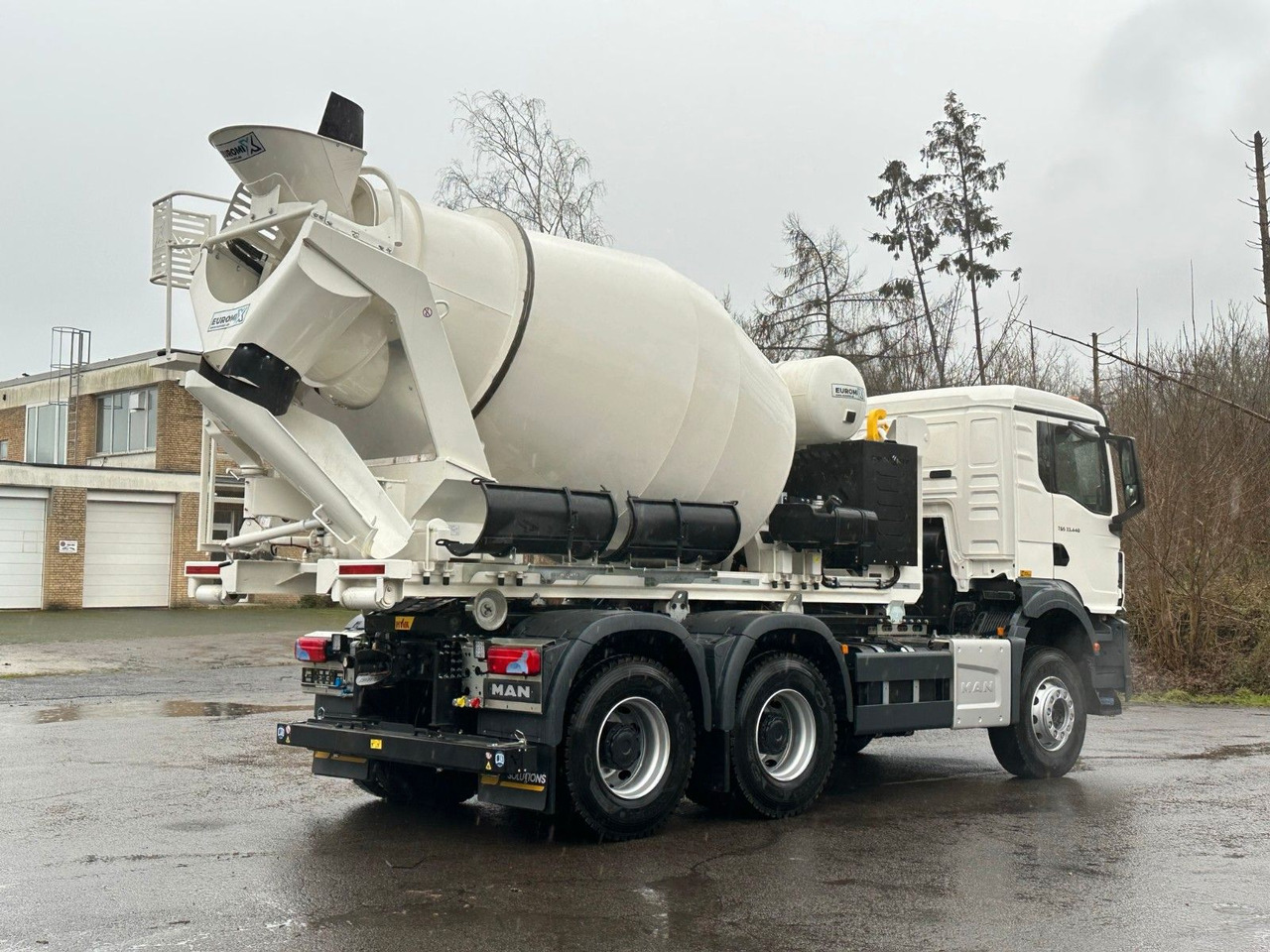 Hook lift, Truk derek MAN TGS 33.440 6x4 Euro6e Abroller + Fahrmischer: gambar 7