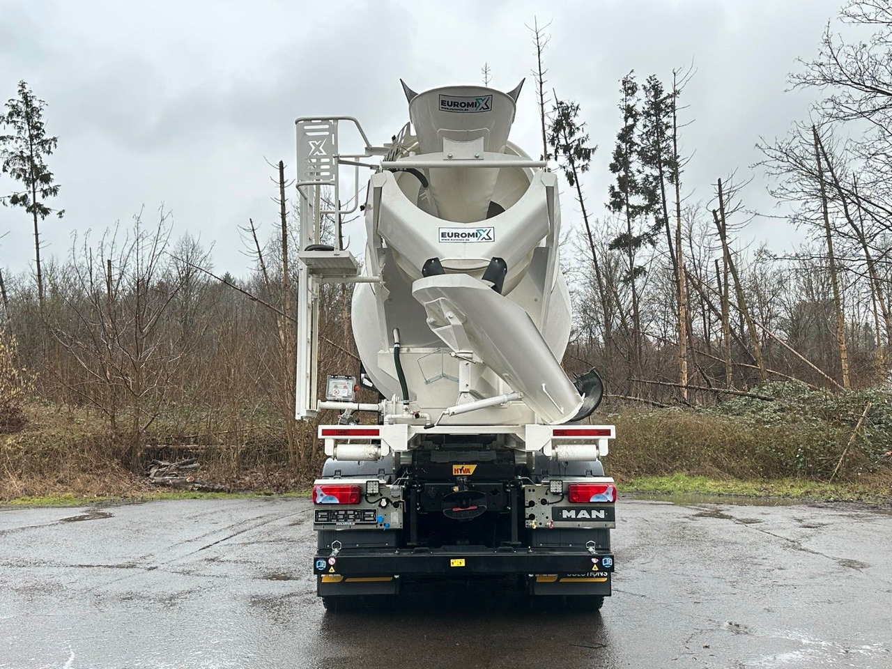Hook lift, Truk derek MAN TGS 33.440 6x4 Euro6e Abroller + Fahrmischer: gambar 6