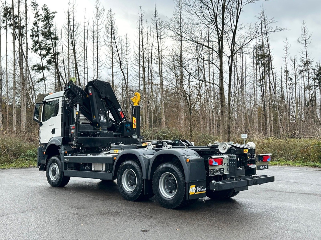 MAN TGS 33.440 6x6 BB Abrollkipper+Kran Hiab 228-6 - Hook lift, Truk derek: gambar 4 MAN TGS 33.440 6x6 BB Abrollkipper+Kran Hiab 228-6 - Hook lift, Truk derek: gambar 4