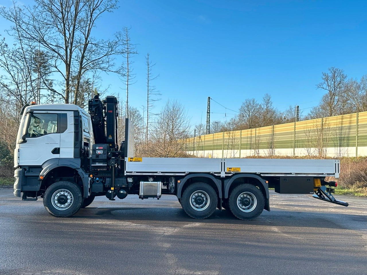 MAN TGS 33.440 6x6 Kran HIAB 228-6 - Truk derek: gambar 4 MAN TGS 33.440 6x6 Kran HIAB 228-6 - Truk derek: gambar 4