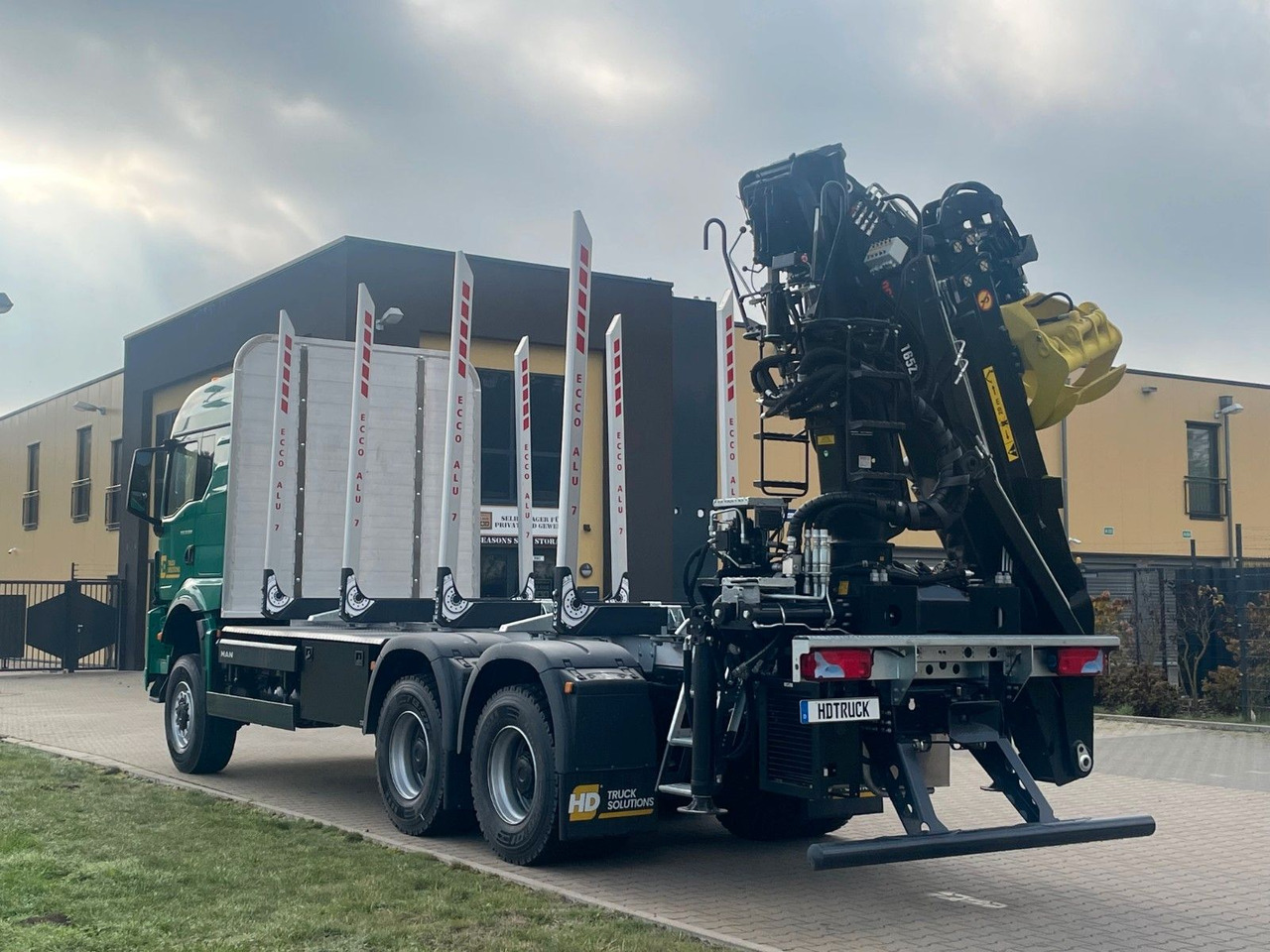 MAN TGS 33.520 6X6 Euro6e Loglift 165 Z Retarder - Truk logging, Truk derek: gambar 4 MAN TGS 33.520 6X6 Euro6e Loglift 165 Z Retarder - Truk logging, Truk derek: gambar 4
