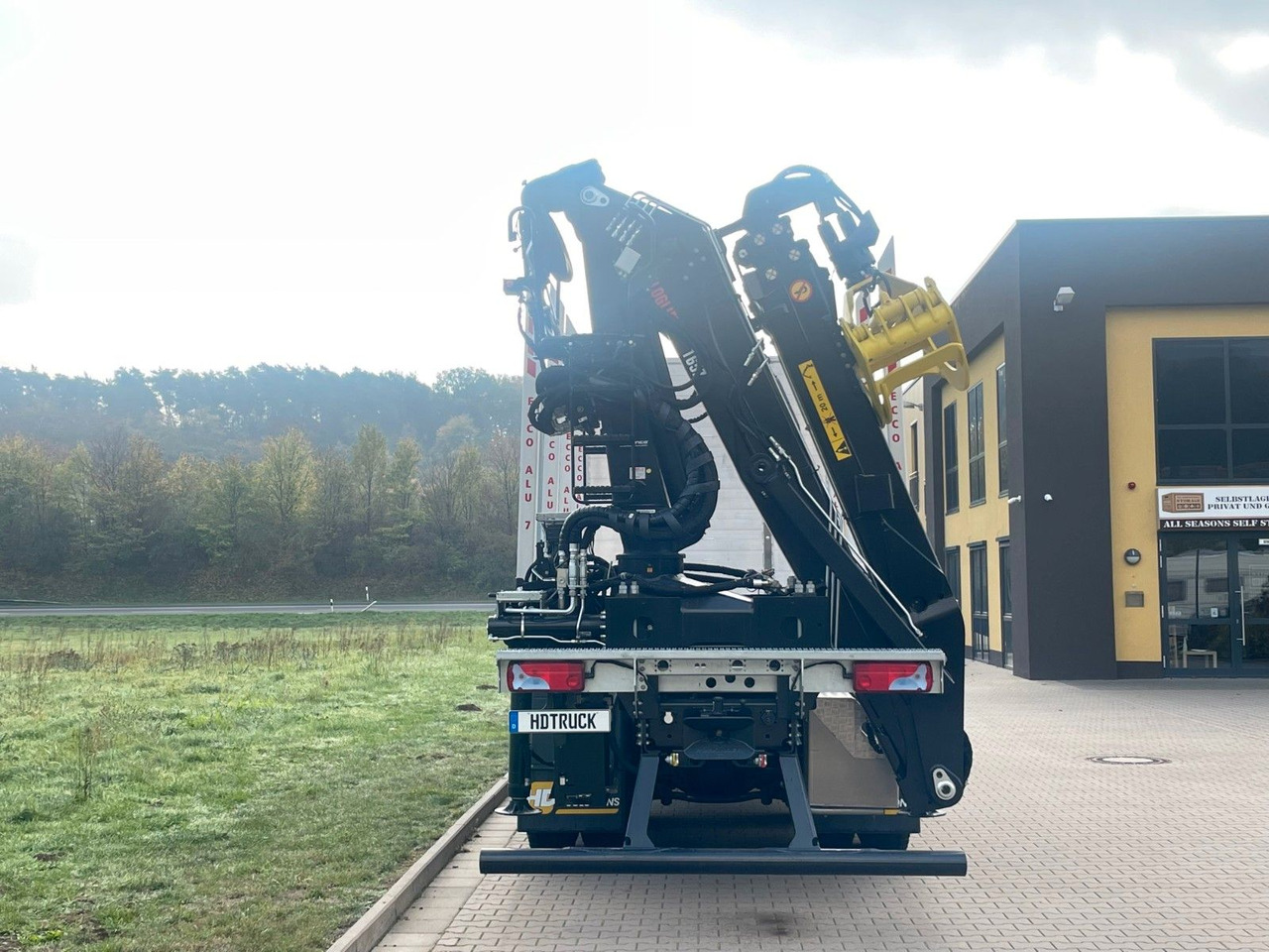 MAN TGS 33.520 6X6 Euro6e Loglift 165 Z Retarder - Truk logging, Truk derek: gambar 5 MAN TGS 33.520 6X6 Euro6e Loglift 165 Z Retarder - Truk logging, Truk derek: gambar 5