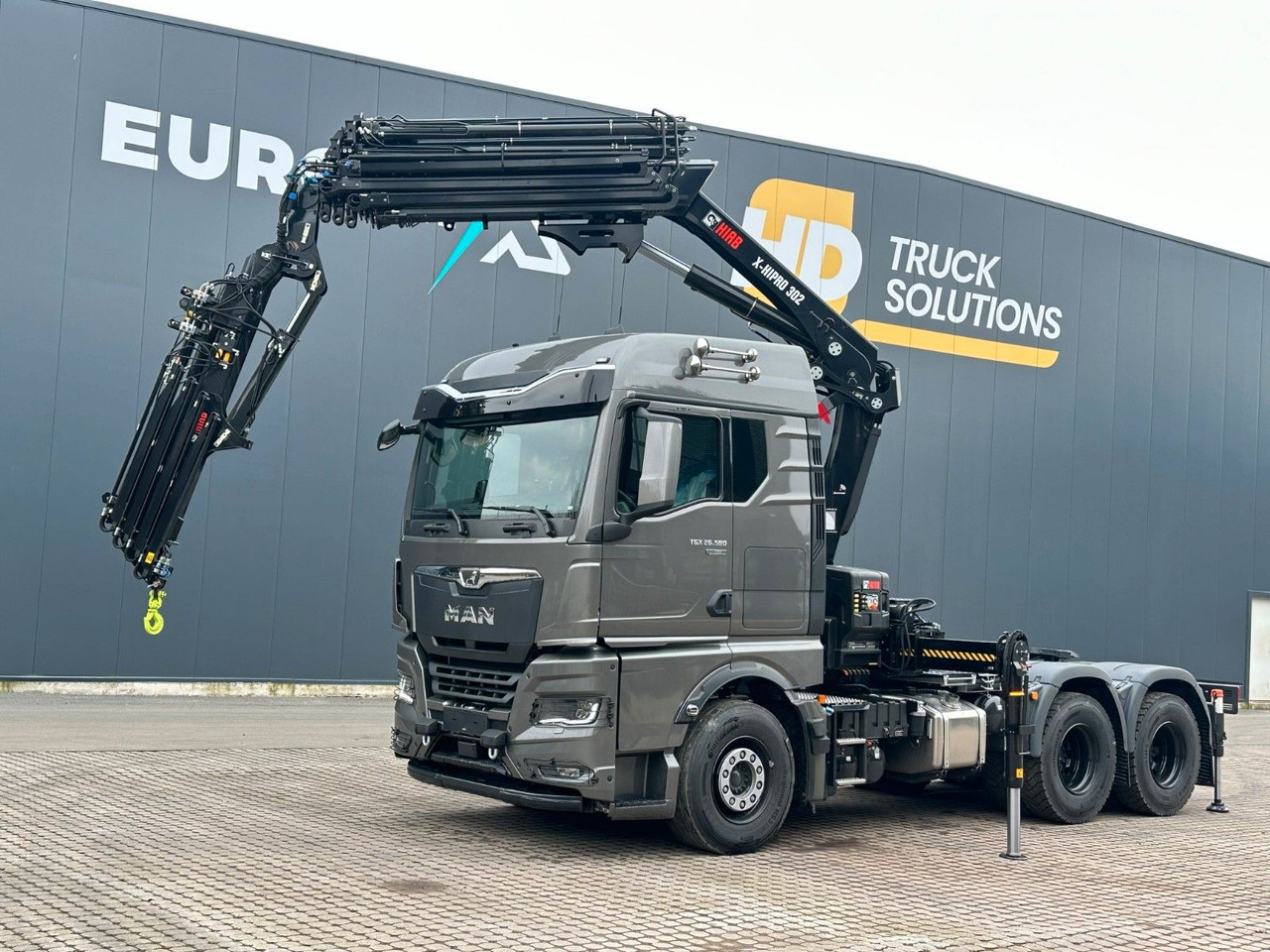 MAN TGX 26.580 6x4 Kran Hiab 302-6 + Jib-4 - Truk derek: gambar 1 MAN TGX 26.580 6x4 Kran Hiab 302-6 + Jib-4 - Truk derek: gambar 1
