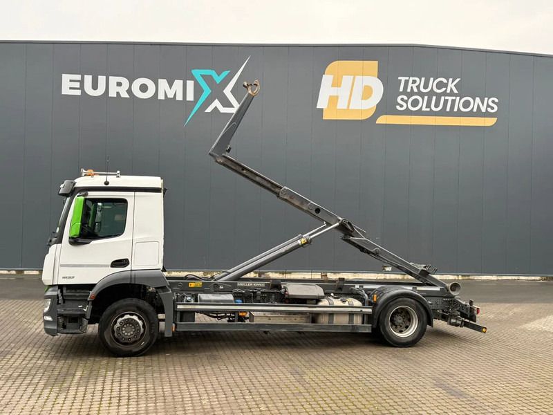 Mercedes-Benz Arocs 1832 Mercedes-Benz Arocs 1832 L 4x2 Meiller RK 14.65 - Hook lift: gambar 2 Mercedes-Benz Arocs 1832 Mercedes-Benz Arocs 1832 L 4x2 Meiller RK 14.65 - Hook lift: gambar 2