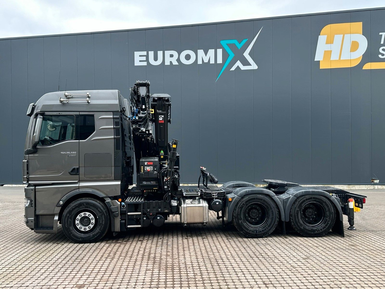 MAN TGX 26.580 6x4 Kran Hiab 302-6 + Jib-4 - Tractor head: gambar 4 MAN TGX 26.580 6x4 Kran Hiab 302-6 + Jib-4 - Tractor head: gambar 4