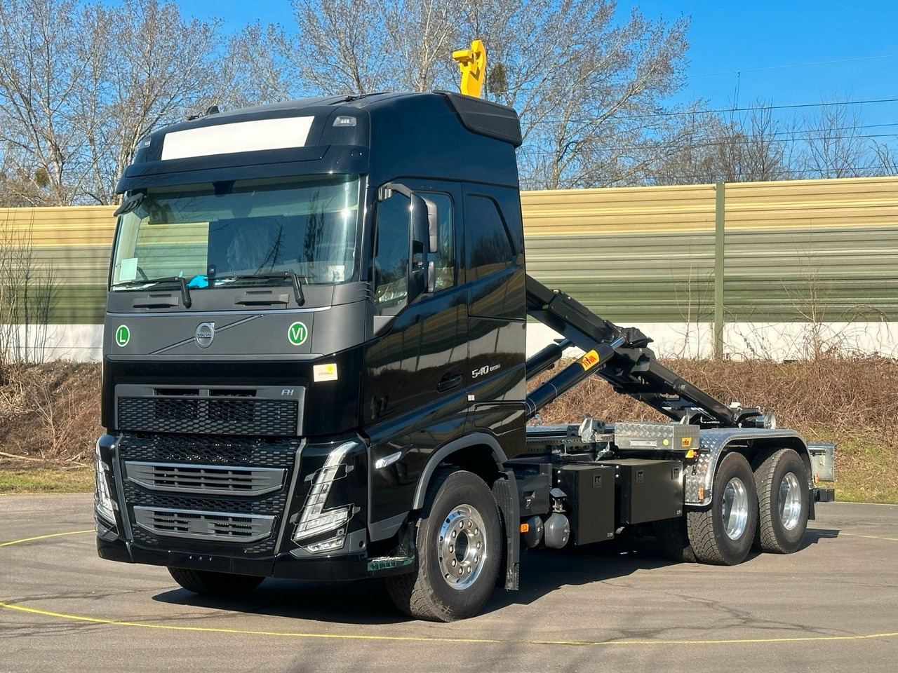 Volvo FH 540 6x4 Abrollkipper Hyva 20-60 - Hook lift, Truk derek: gambar 2 Volvo FH 540 6x4 Abrollkipper Hyva 20-60 - Hook lift, Truk derek: gambar 2