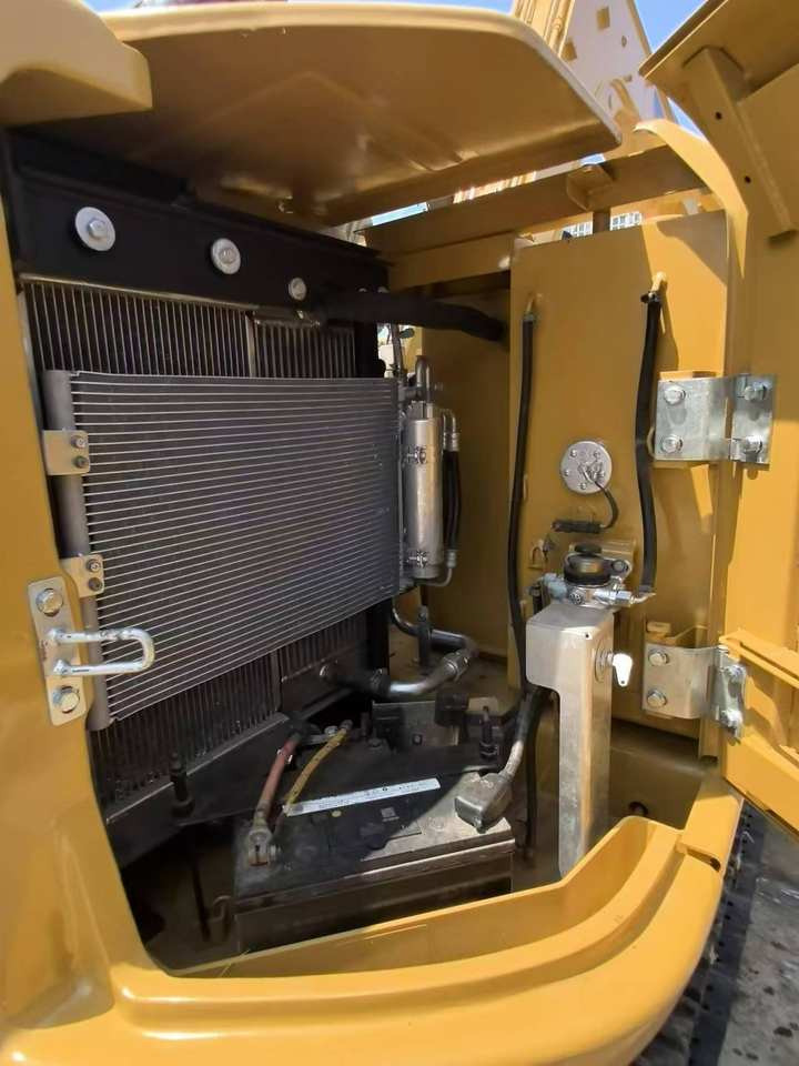 CAT 308 E 2 - Ekskavator perayap: gambar 4 CAT 308 E 2 - Ekskavator perayap: gambar 4