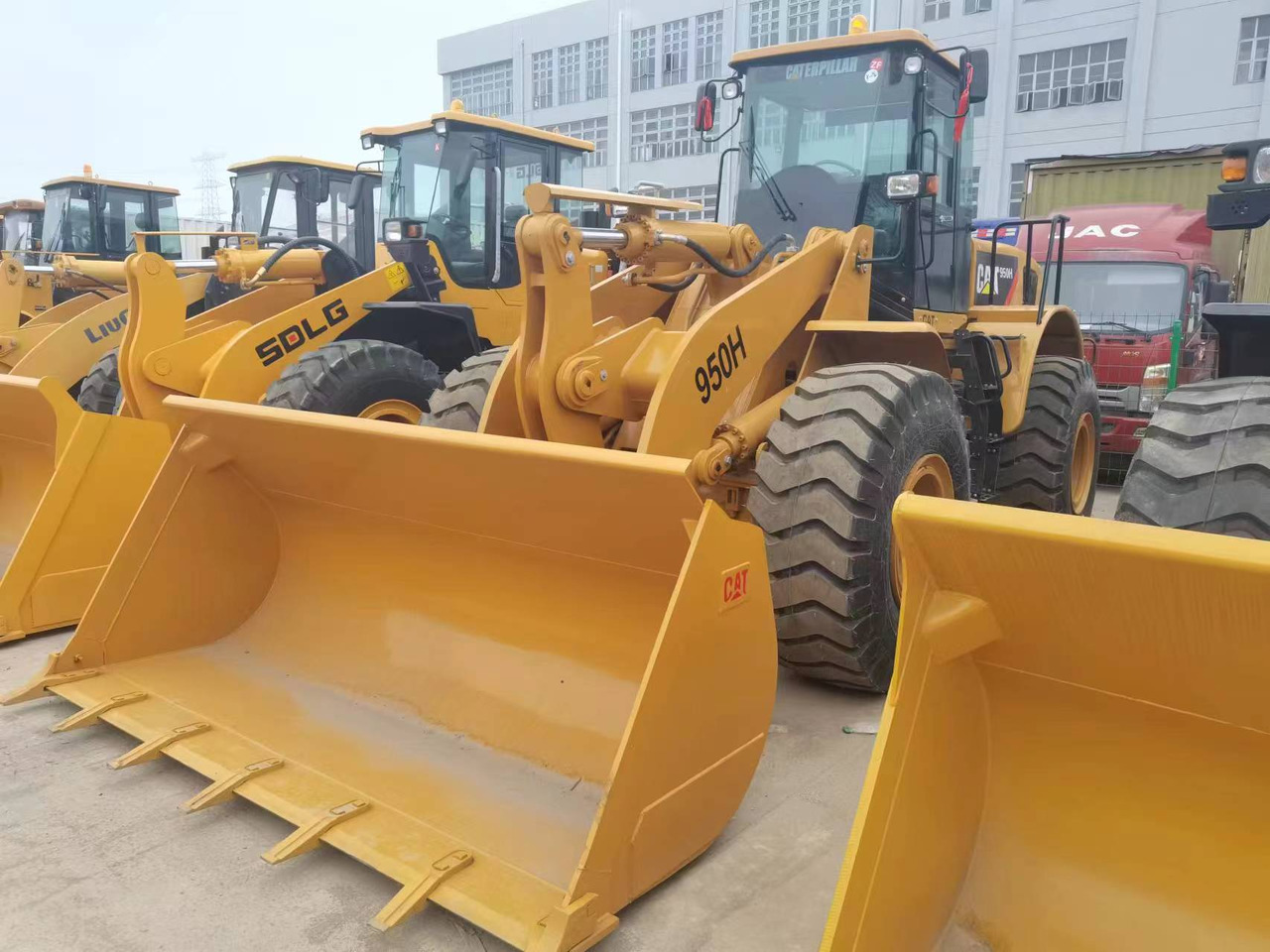CATERPILLAR 950H - Wheel loader: gambar 1 CATERPILLAR 950H - Wheel loader: gambar 1