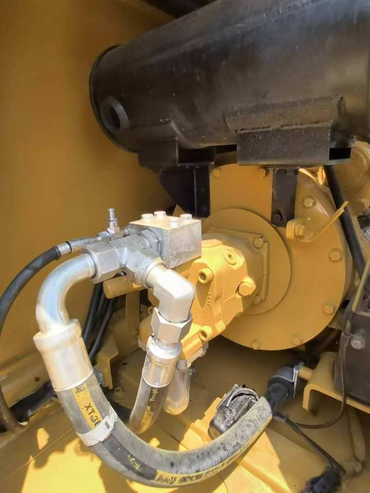 Cat Japanese Brand 308E2 Second-hand Excavator Used Original Caterpillar Crawler Monstruction Machinery - Ekskavator perayap: gambar 2 Cat Japanese Brand 308E2 Second-hand Excavator Used Original Caterpillar Crawler Monstruction Machinery - Ekskavator perayap: gambar 2