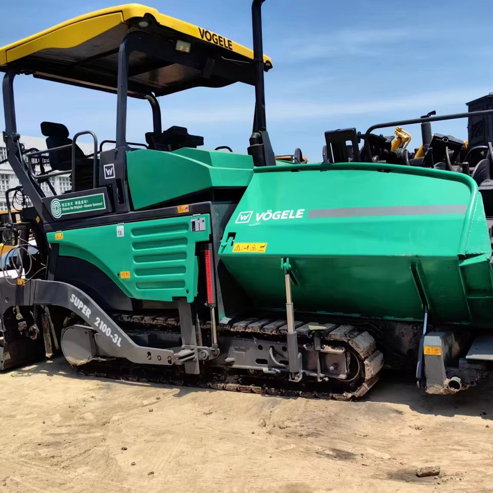 High Quality Used VOGELE 2100-3L Paver Construction Machinery Good Condition VOGELE Paver - Paver aspal: gambar 1 High Quality Used VOGELE 2100-3L Paver Construction Machinery Good Condition VOGELE Paver - Paver aspal: gambar 1