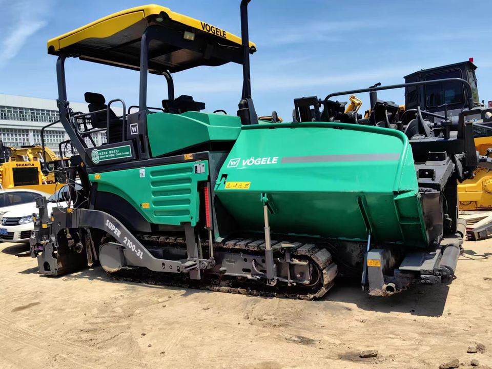High Quality Used VOGELE 2100-3L Paver Construction Machinery Good Condition VOGELE Paver - Paver aspal: gambar 4 High Quality Used VOGELE 2100-3L Paver Construction Machinery Good Condition VOGELE Paver - Paver aspal: gambar 4